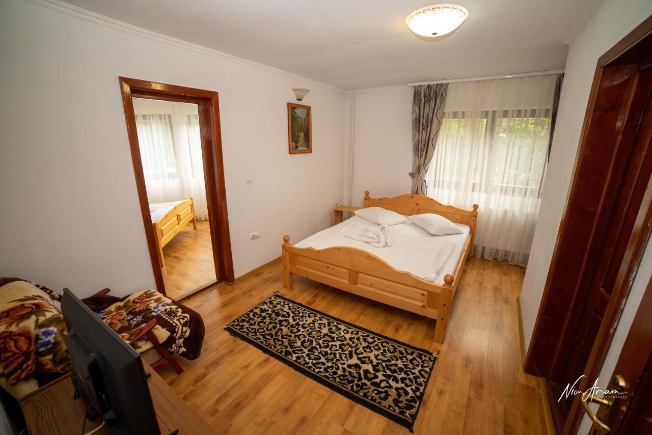 فندق Casa Binu Arieşeni المظهر الخارجي الصورة